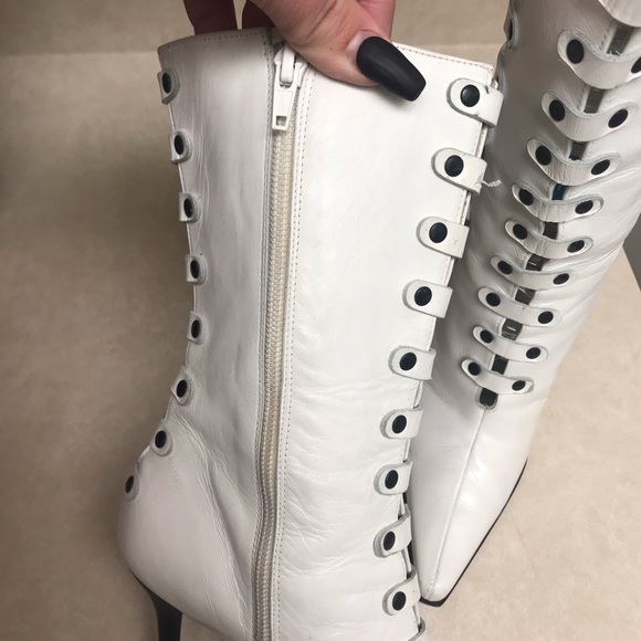 Stuart Weitzman White Boots - Picture 10 of 16